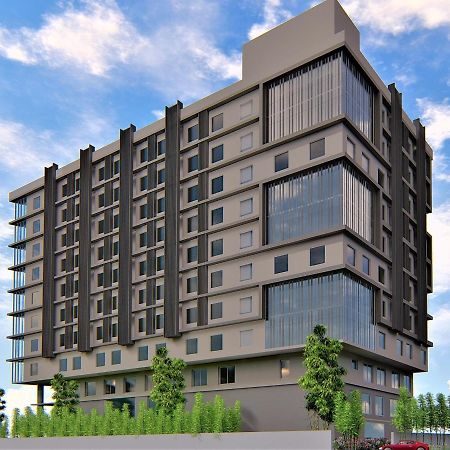 Hotel Deccan Serai Grande, Gachibowli, Хайдарабад Экстерьер фото
